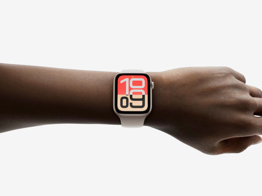 apple watch se 3 smartwatch on wrist showing clean display