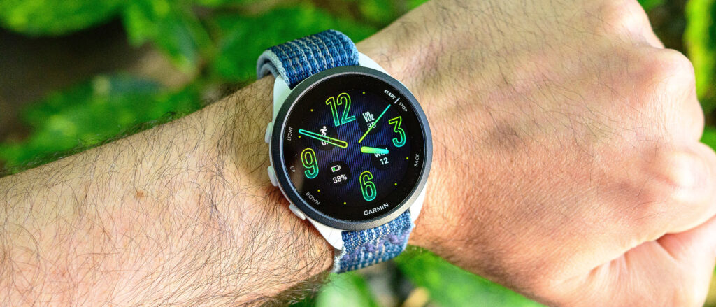 garmin forerunner 165 long battery life smartwatch